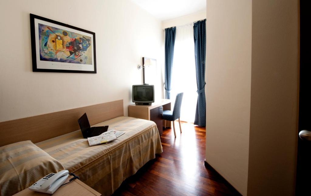 Hotel Royal 페자로 객실 사진