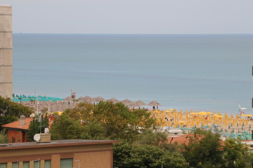 Hotel Royal 페자로 외부 사진